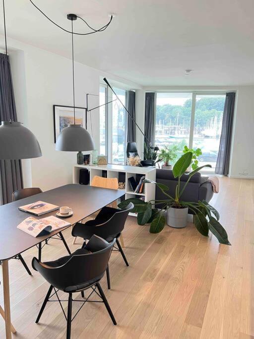 Апартаменти Bo Med Stil Og Udsigt Til Aarhus Lystbadehavn Екстер'єр фото